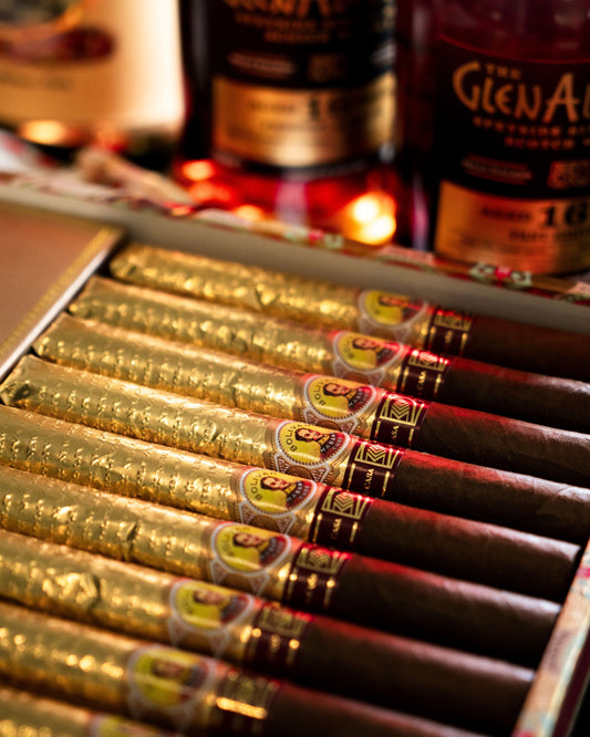 How to Pair Cigars with Drinks : A Beginner’s Guide